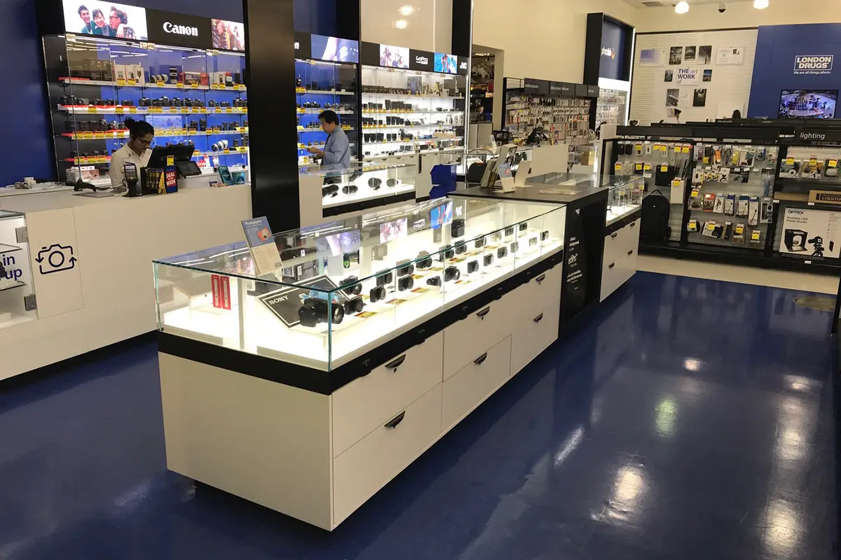 LONDON_DRUGS_06